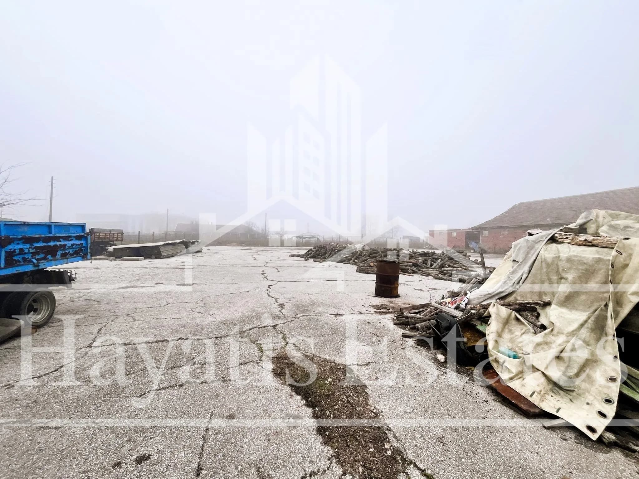 УПИ за продажба със селскостопанска постройка в град Любимец