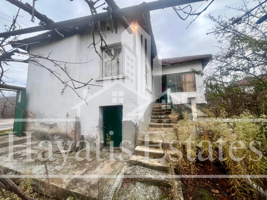 Едноетажна къща за продажба в с. Черепово