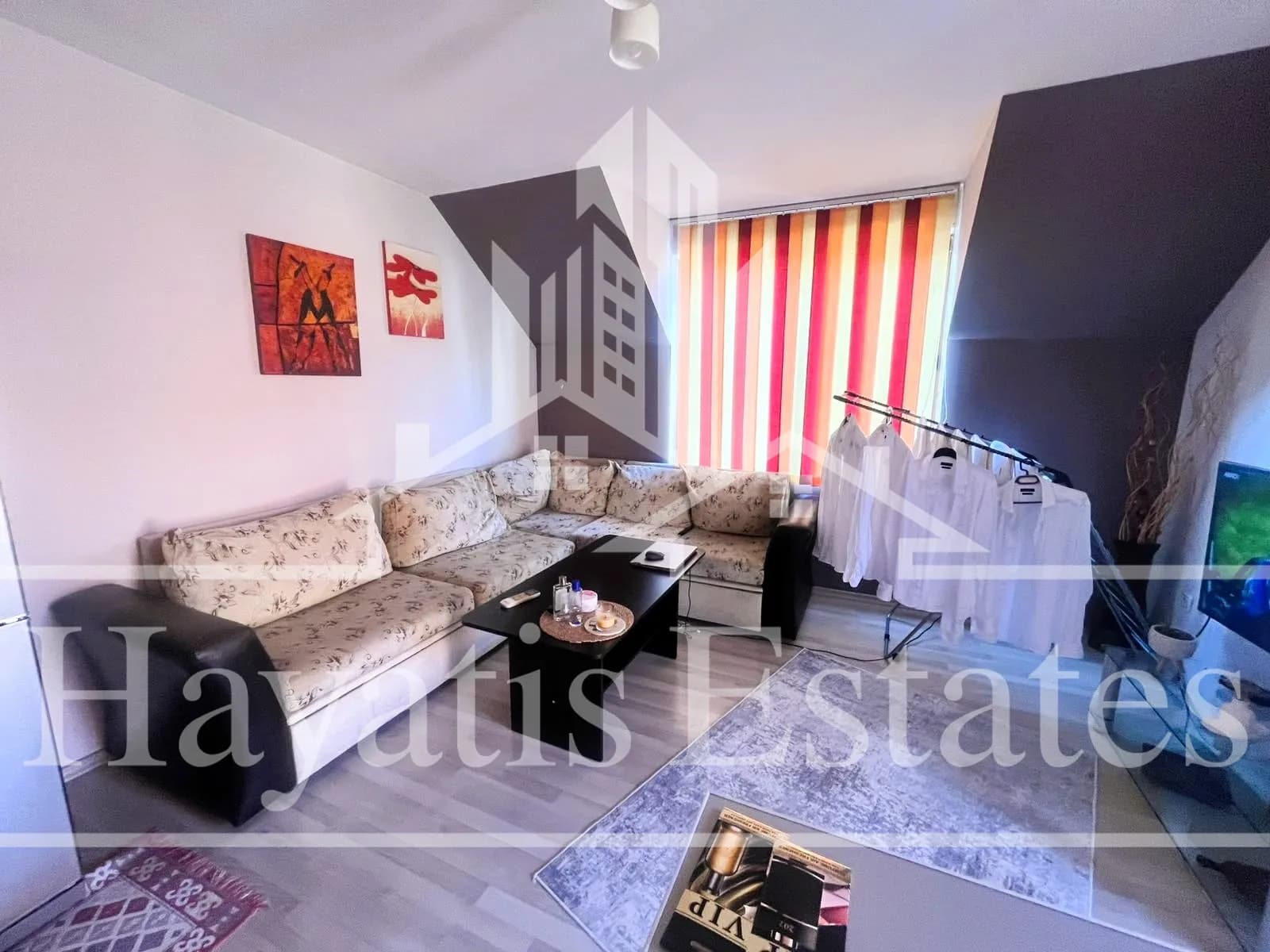 Тристаен апартамент за продажба