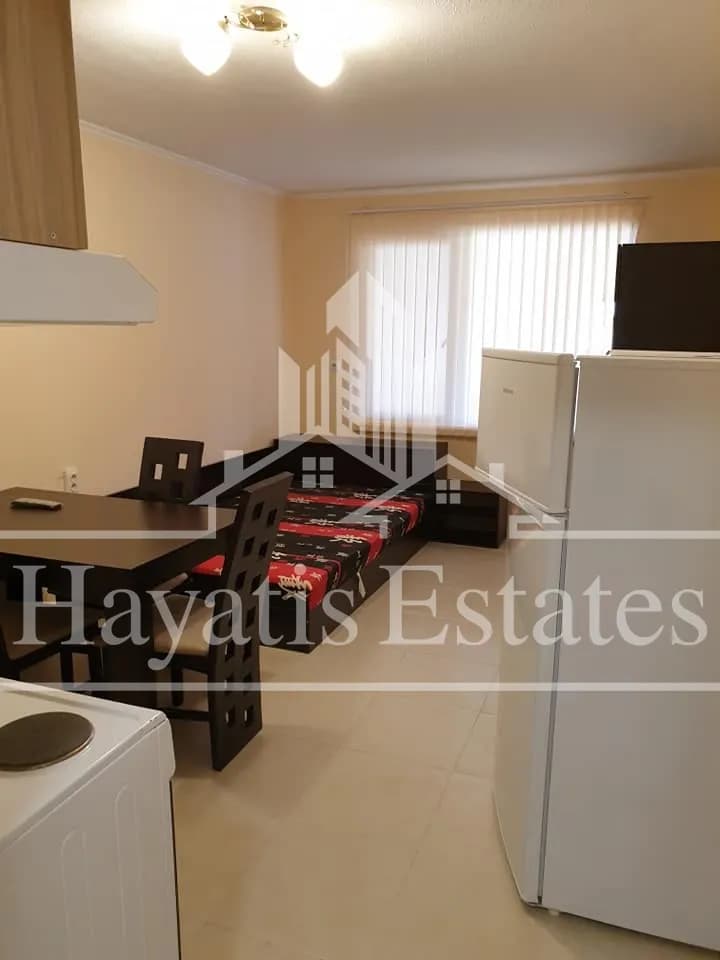 Студио под наем