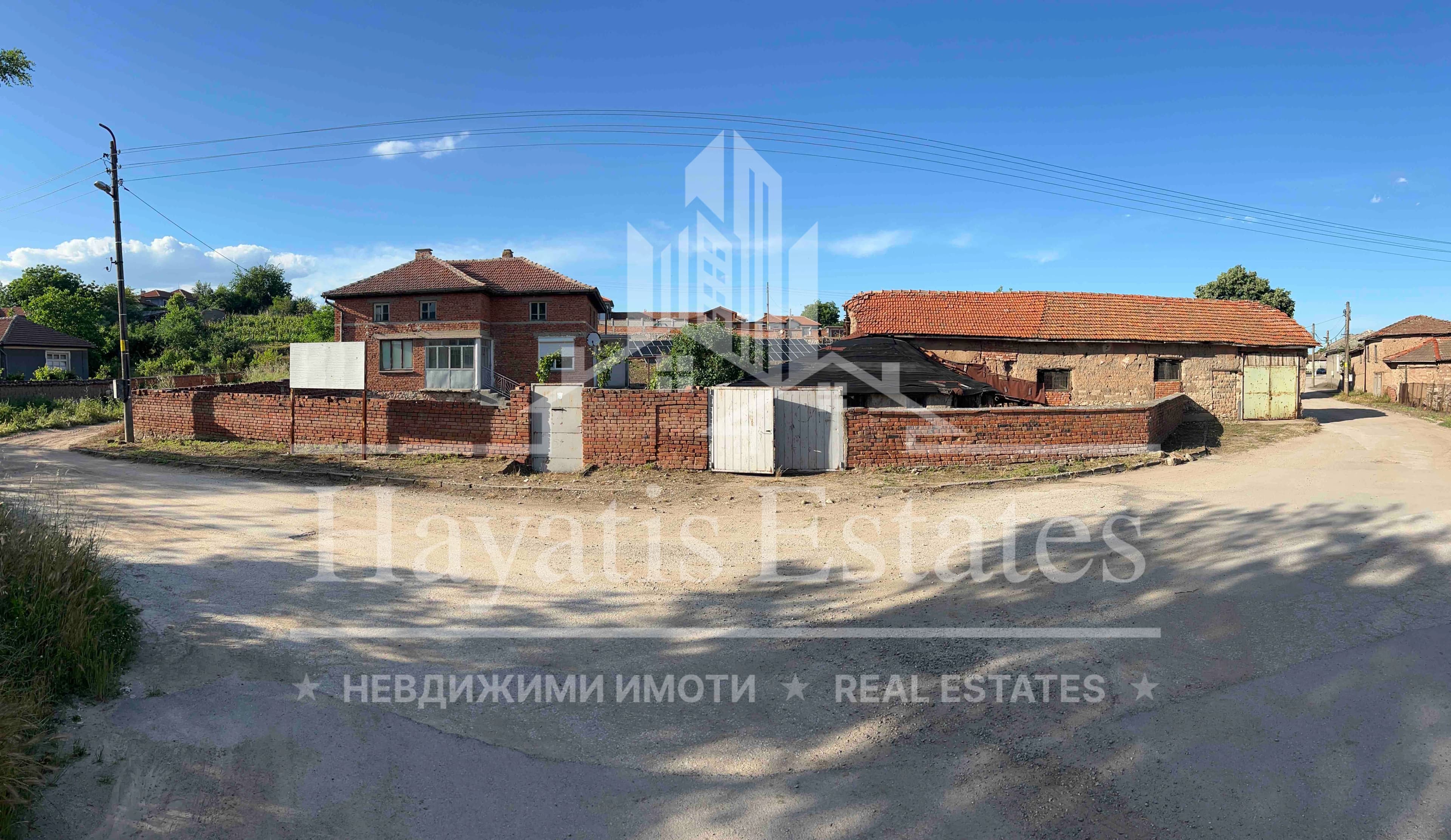 Едноетажна тухлена къща за продажба в с. Белица